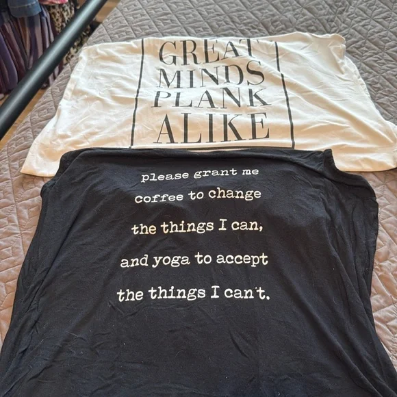 Lot of two Yoga Tanks - Picture 1 of 6